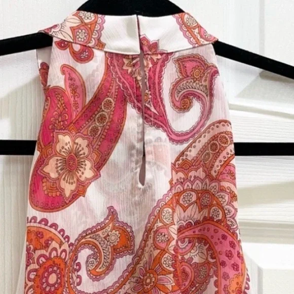Express Pink and Orange Paisley Halter Blouse - Picture 4 of 8